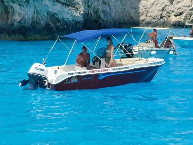elatia-shipwreck-and-caves-private-boat-tour-with-skipper