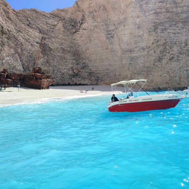 elatia-shipwreck-and-caves-private-boat-tour-with-skipper