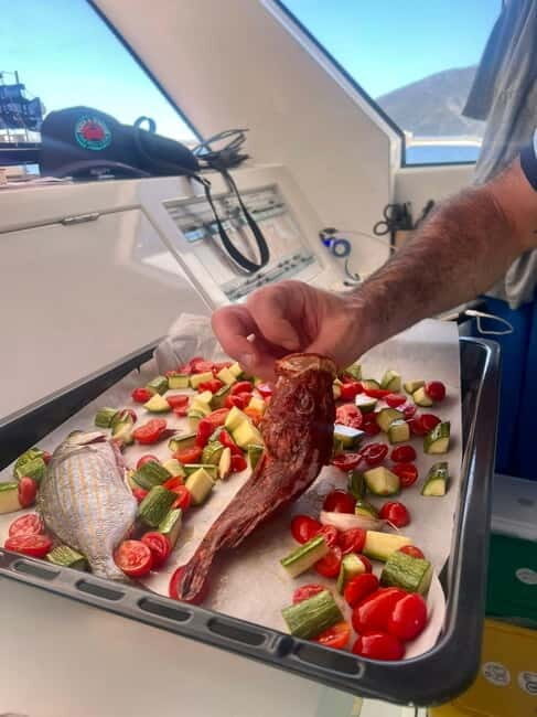 Elba fishing tourism: fishing demonstration with tasting of the catch - What You Can Expect from the Elba Fishing Tour