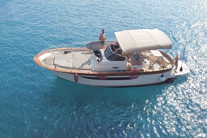 Elba Island - Aperitif on the boat at sunset - private - Key Points