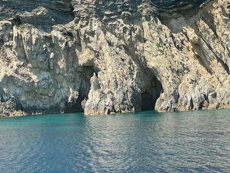 Elba Island boat trip to the Elviscot wreck - FAQs