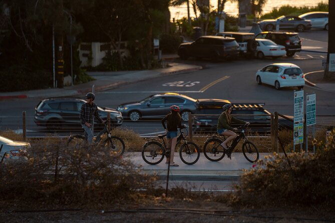 electric-bike-guided-north-coast-tour-from-solana-beach-to-moonlight-beach-2