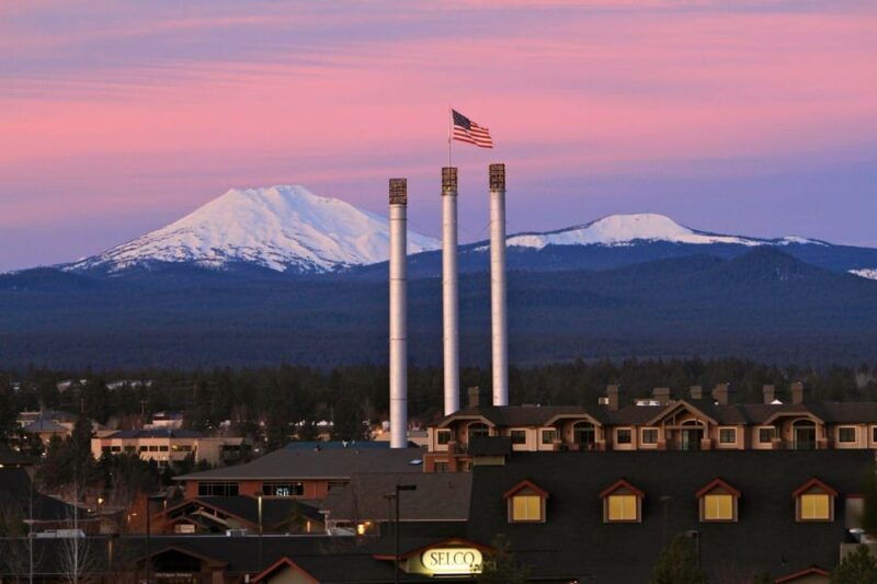 electric-bike-tour-of-bend-deschutes-river
