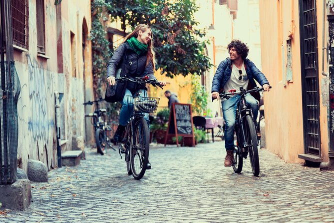 electric-bike-tour-of-city-centre-with-gelato-highlights-of-rome