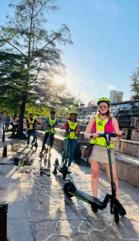 "Electric Scooter tour" in Monterrey down town with guide - Discovering Monterrey on Two Wheels