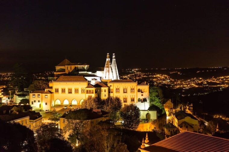 elegant-sintra-tour-at-night