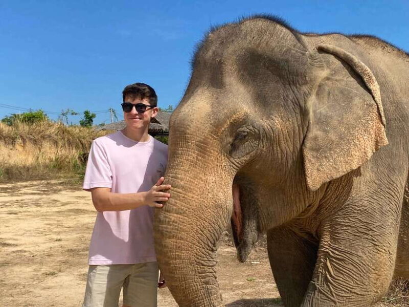 Elephant Sanctuary & Floating Village Private Tour - Who is this tour best suited for?