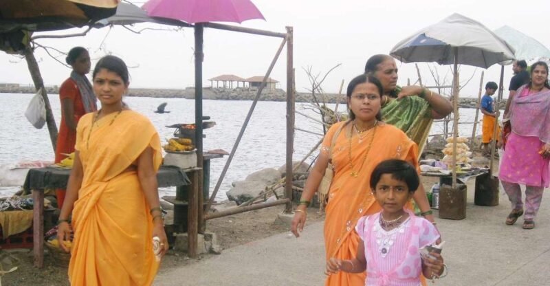 Elephanta Cave Tour with Bollywood Tour - Exploring the Elephanta Cave Tour with Bollywood Experience