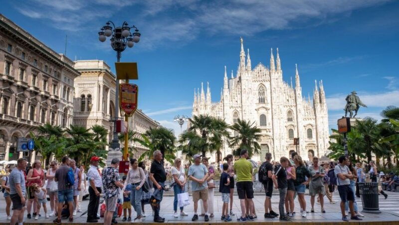 elevated-ecstasy-duomo-discovery-rooftop-marvels-2