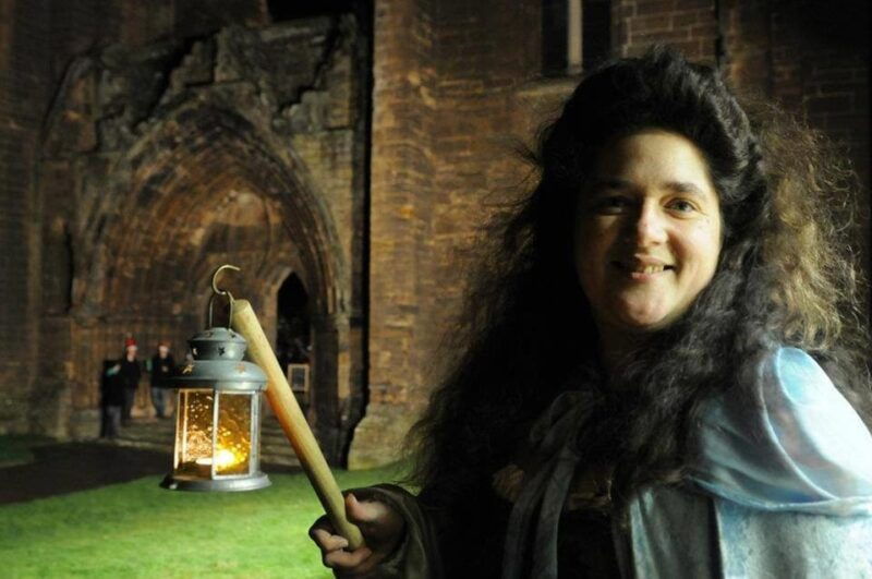 elgin-cathedral-interior-guided-tour