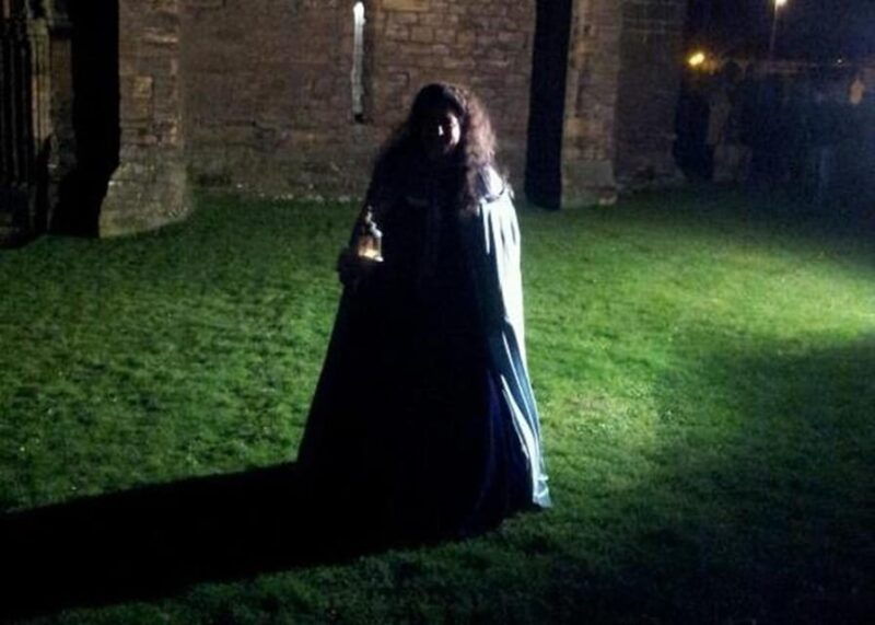 elgin-cathedral-interior-guided-tour