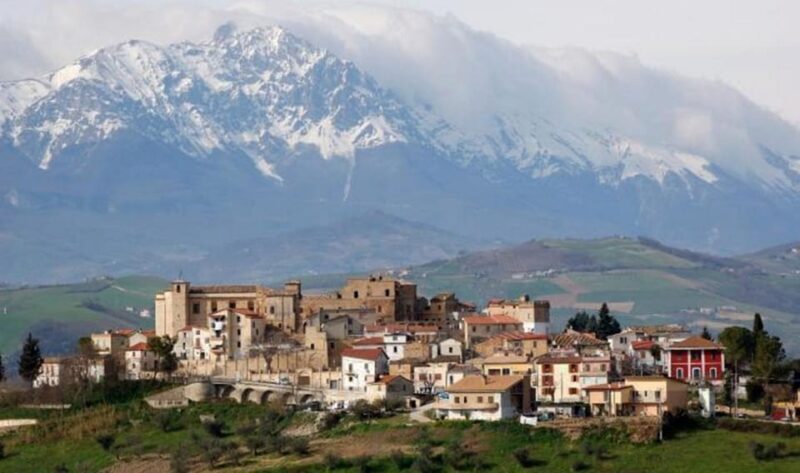 Elice (IT): "The house of snails" and beauty product - Snail Breeding and Slime Collection