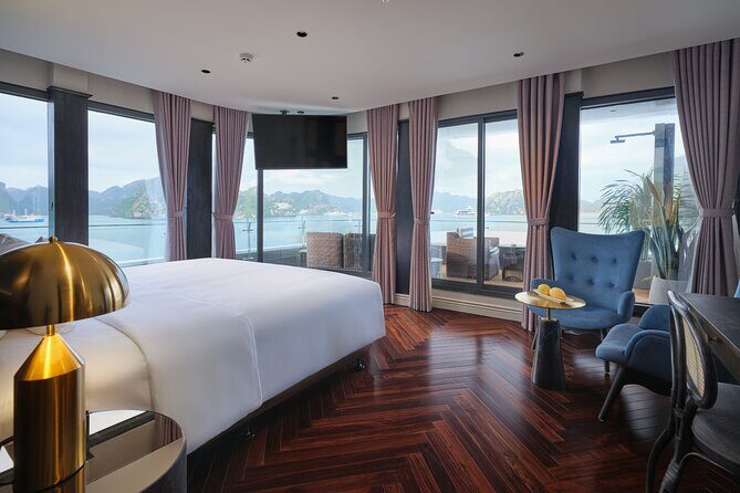 Elite of the Seas - Best Luxury Cruise in Halong bay & Lan Ha Bay - In-Depth Review of the Elite of the Seas Experience