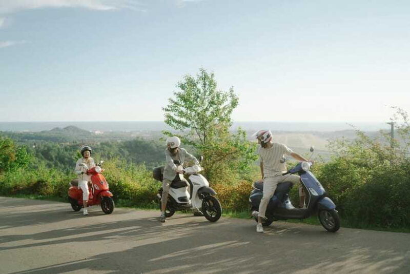 ella-all-inclusive-day-tour-by-scooter