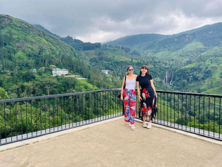 ella-day-tour-from-kandy-with-tea-factory