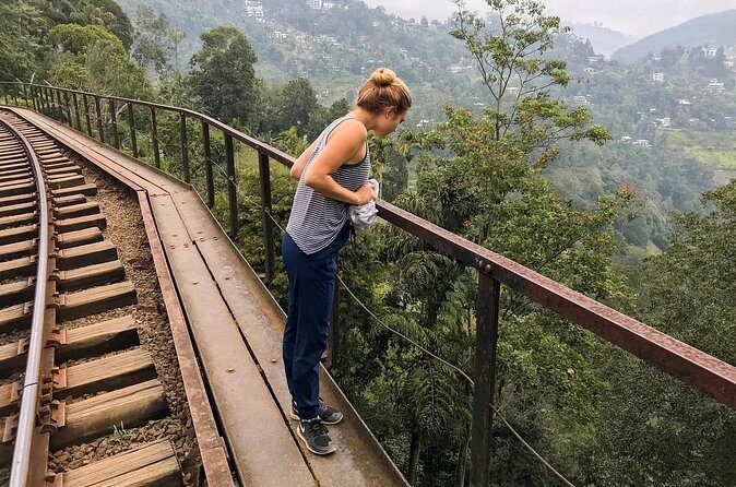 Ella Day Tour with Train Ride from Colombo or Negombo - FAQs