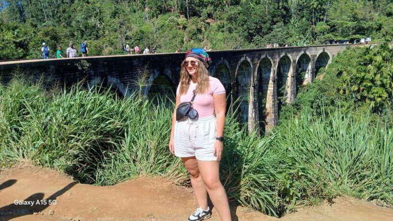 ella-lipton-seat-tea-test-pluck-9-arch-waterfalls-by-tuk
