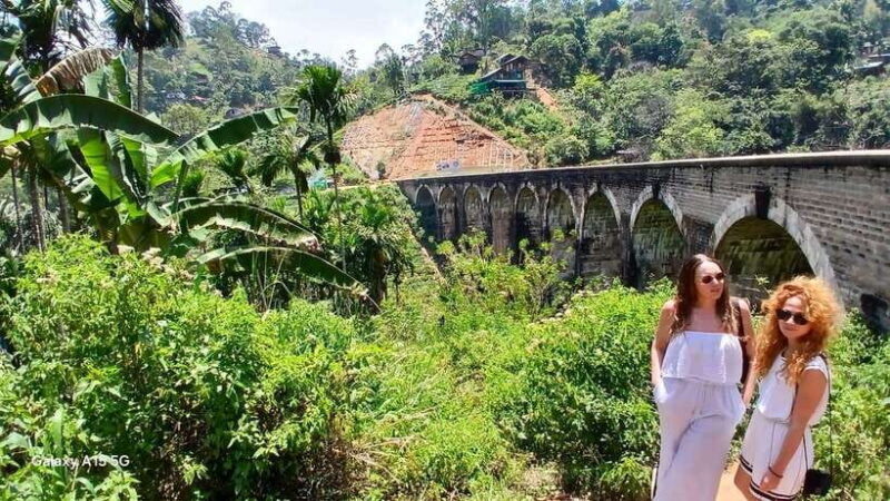 ELLA Lipton Seat Tea Test & Pluck 9Arch, Waterfalls, & Lunch - Transport and Guide: Making the Journey Smooth