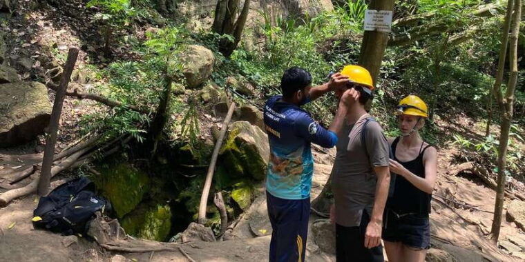 ella-little-adams-peak-nine-arches-bridge-waterfalls