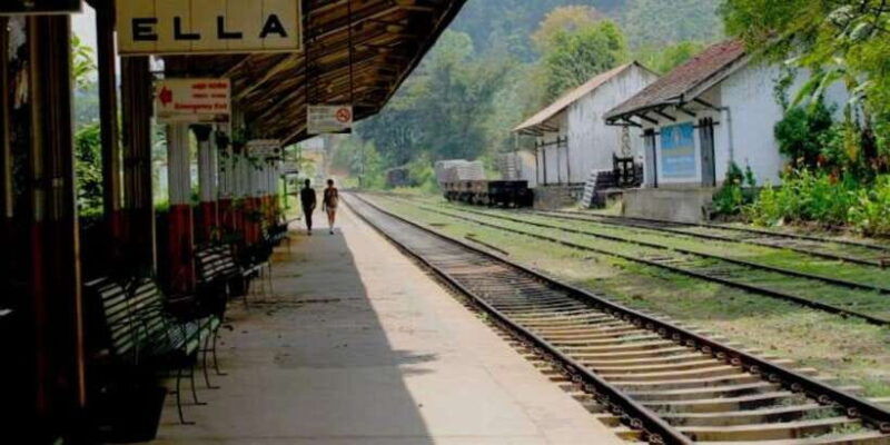 ella-scenic-train-ride-horton-plains-private-tour
