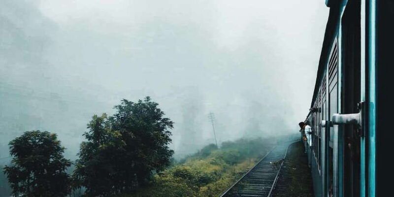 ella-train-experience-with-dip-dine-at-ravana-pool-club