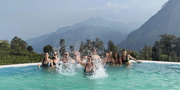 ella-train-experience-with-dip-dine-at-ravana-pool-club