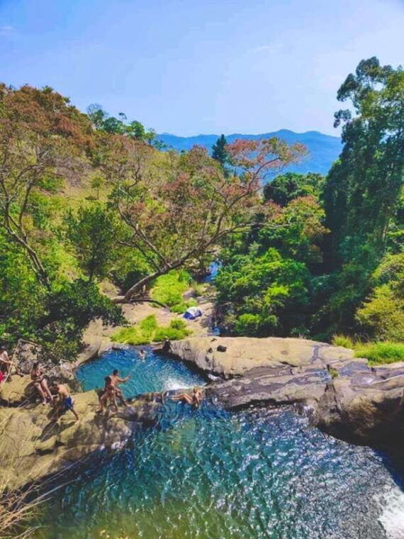 ella-tuk-tuk-tour-to-diyaluma-and-secret-waterfalls