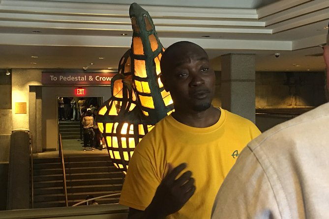 ellis-island-statue-of-liberty-and-9-11-memorial-pools-tour