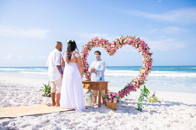 elopement-wedding-vow-renewal-symbolic-wedding-and-beach-wedding