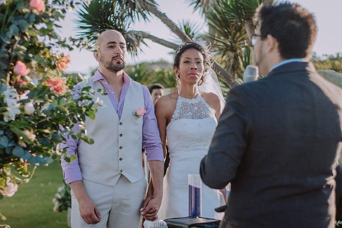 elopement-wedding-vow-renewal-symbolic-wedding-and-beach-wedding