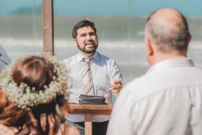elopement-wedding-vow-renewal-symbolic-wedding-and-beach-wedding