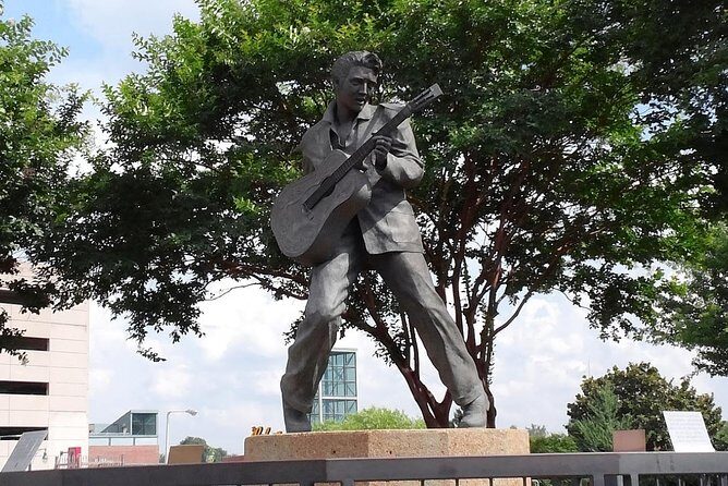 Elvis Presley Birthplace Park in Tupelo with Transport from Memphis - The Journey Begins: Transportation and Convenience