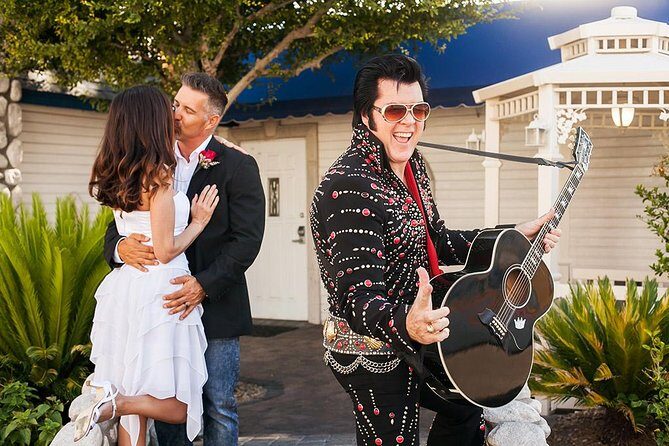 Elvis Themed Wedding or Vow Renewal at Graceland Wedding Chapel - What to Expect from the Elvis Wedding Experience