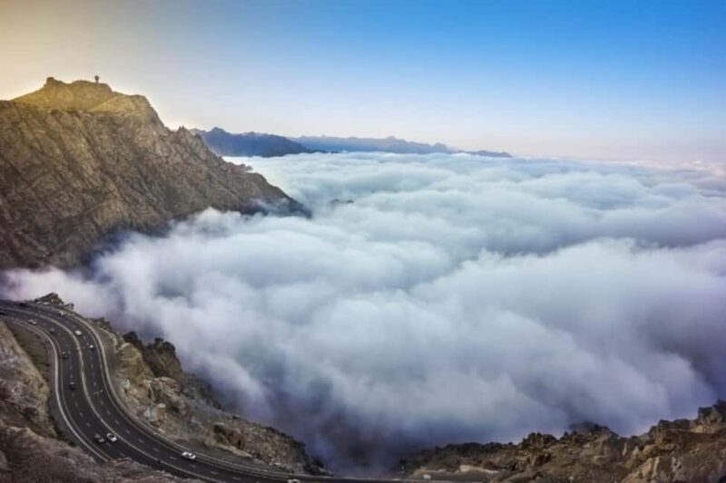 Set out on a Hiking adventure in Taif - Discover the Natural Beauty of Taif