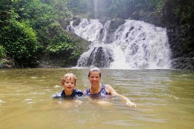 embera-village-day-tour-chagres-river-waterfalls-lunch-fruits-water