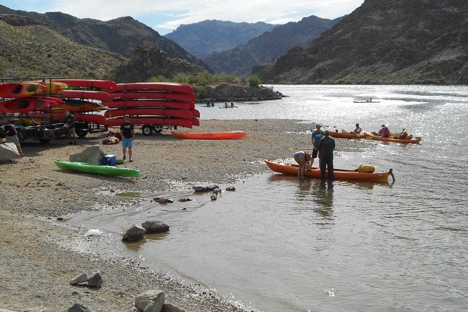 emerald-cave-kayak-trip-near-las-vegas