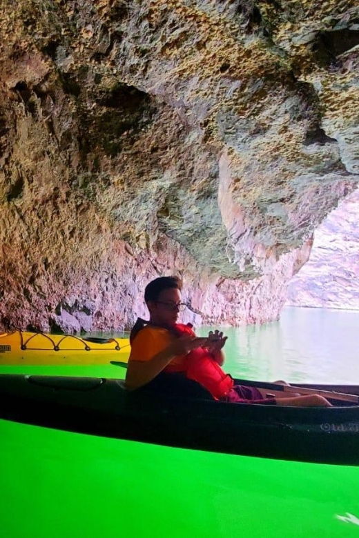 emerald-cave-kayaking-tour-with-guide-hike-to-cr-overlook