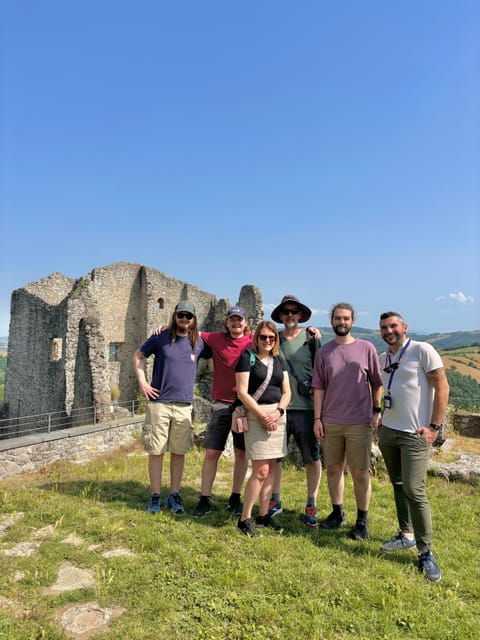 emilian-mountains-local-flavours-castle-outdoors-2