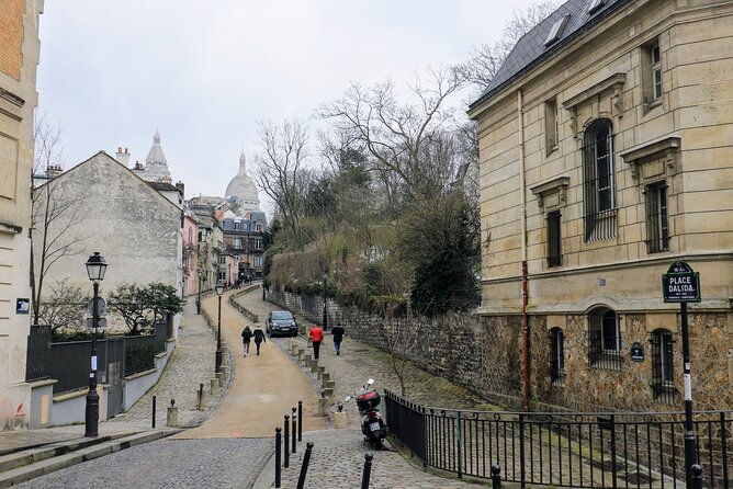 emily-in-paris-filming-locations-on-private-tour-with-local-guide