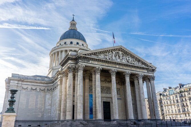 emily-in-paris-self-guided-walking-tour-with-an-app