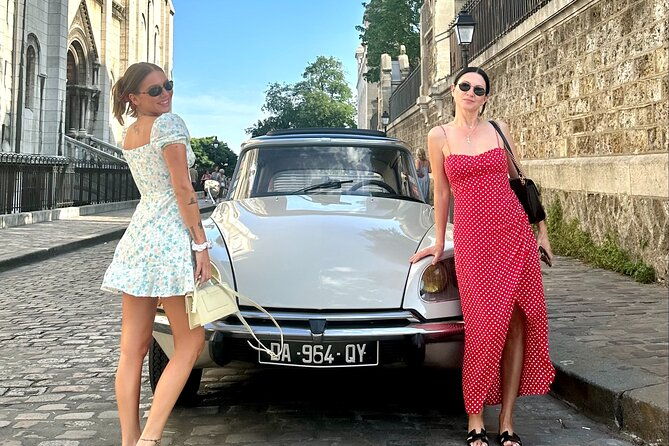 emily-in-paris-tour-in-a-vintage-open-top-french-car-citroen-ds
