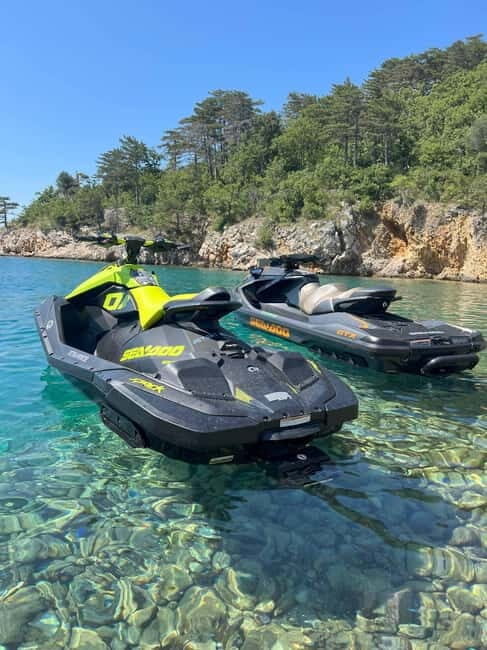Emmerich on the Rhine: jet skiing - Emmerich on the Rhine: Jet Skiing Experience – An Authentic Water Adventure