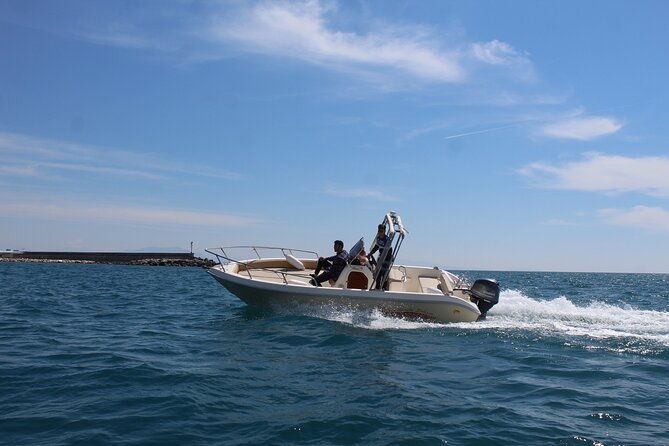 en-21-boat-rental-without-license-on-the-amalfi-coast