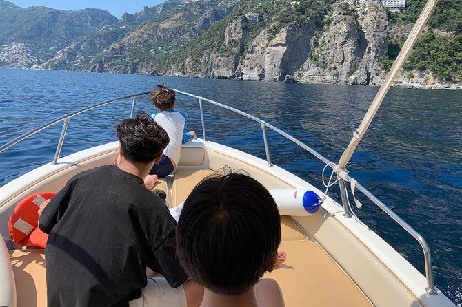 en-21-boat-rental-without-license-on-the-amalfi-coast