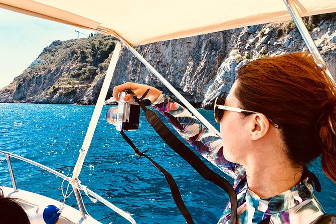 en-21-boat-rental-without-license-on-the-amalfi-coast