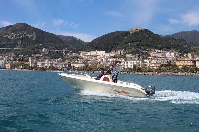 en-21-boat-rental-without-license-on-the-amalfi-coast