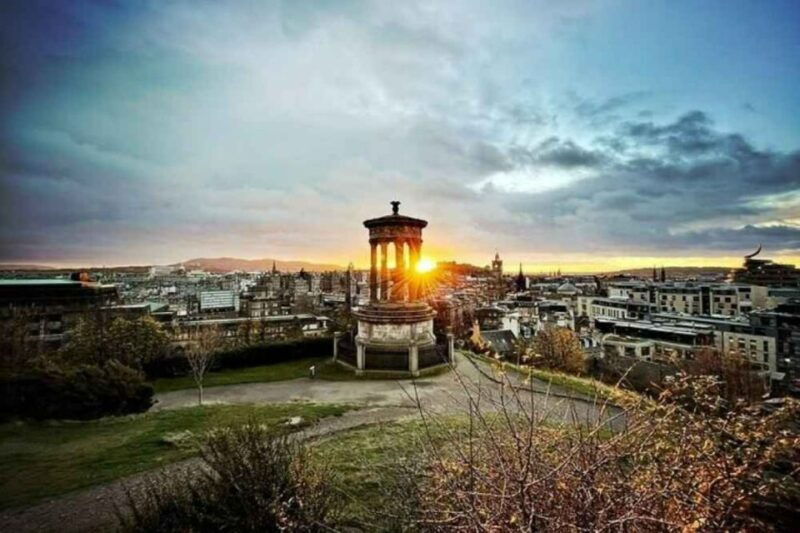 enchanting-edinburgh-half-day-walking-tour-with-local-guide-2