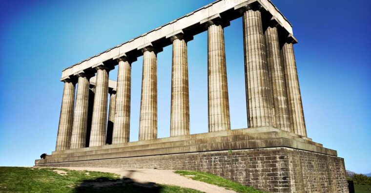 enchanting-edinburgh-half-day-walking-tour-with-local-guide-2