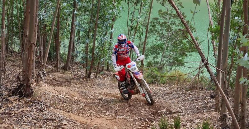 enduro-ride-three-hours-carregado-lisbon