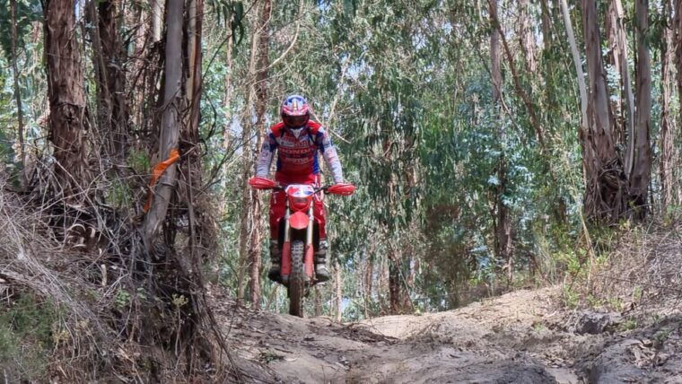 enduro-ride-three-hours-carregado-lisbon